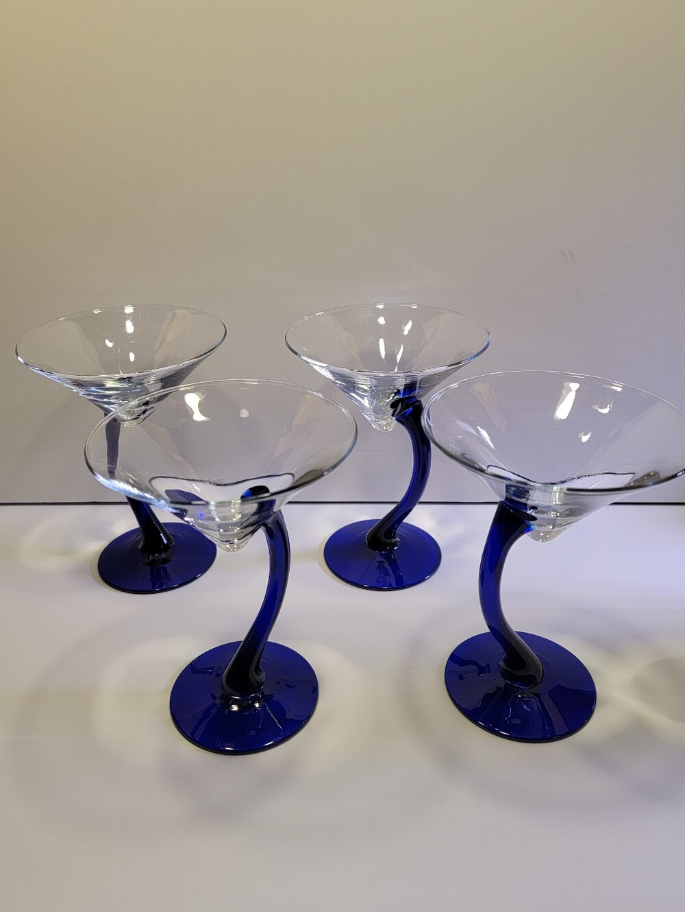 Bravura Libby Libbey Cobalt Blue Bent Curved Stem Martini Cocktail Glasses Set 4